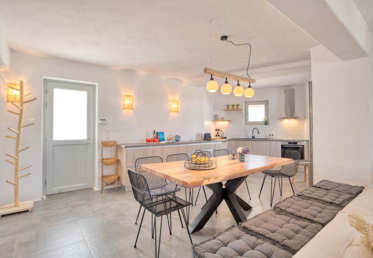 Villa in Xifara - 5BR Beachfront Über Boho Chic Villa, Top Location! 