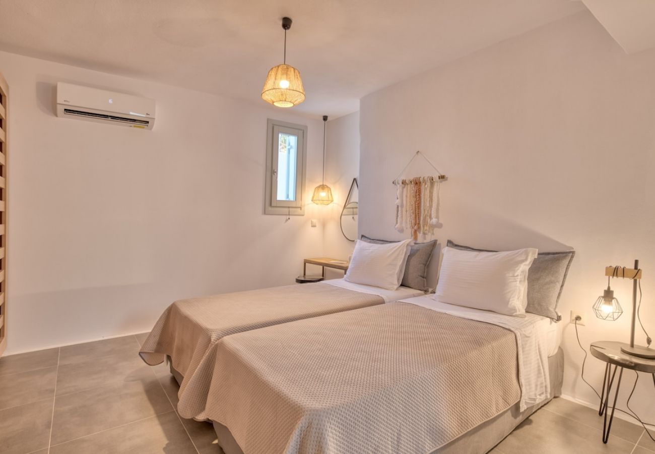 Villa in Xifara - 5BR Beachfront Über Boho Chic Villa, Top Location! 