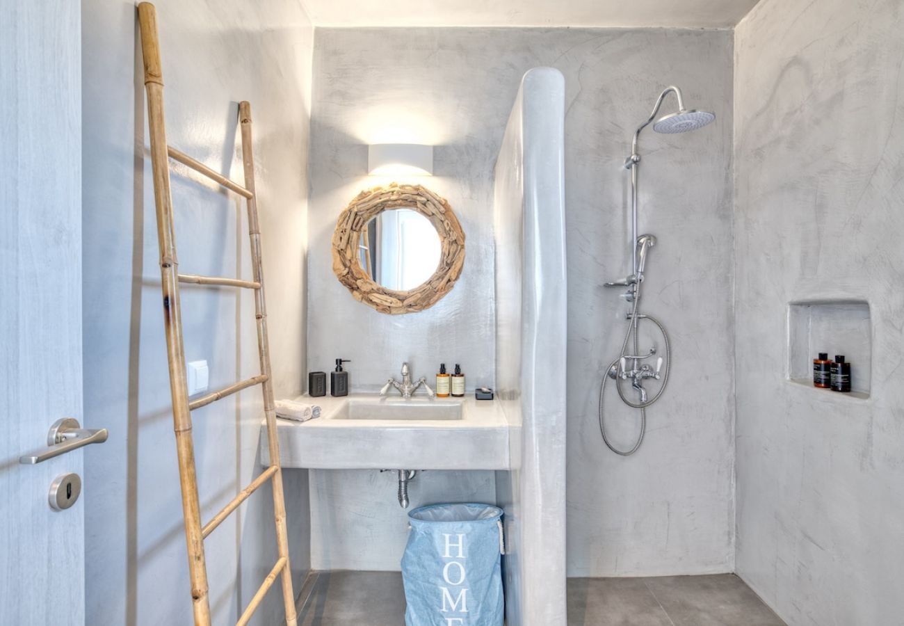 Villa in Xifara - 5BR Beachfront Über Boho Chic Villa, Top Location! 