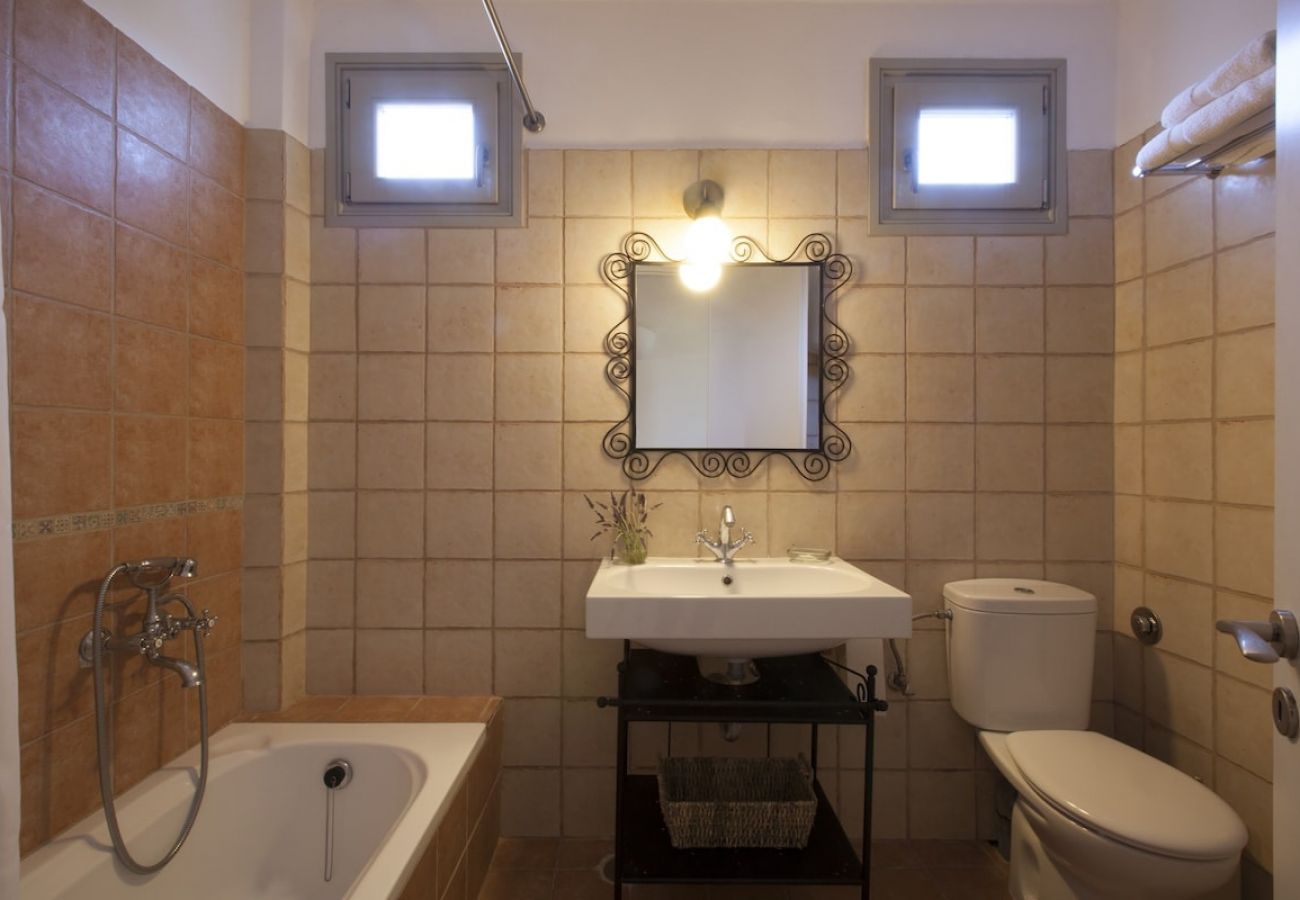 Villa in Santa Maria - Kallisti Villas - An oasis for 22 people 