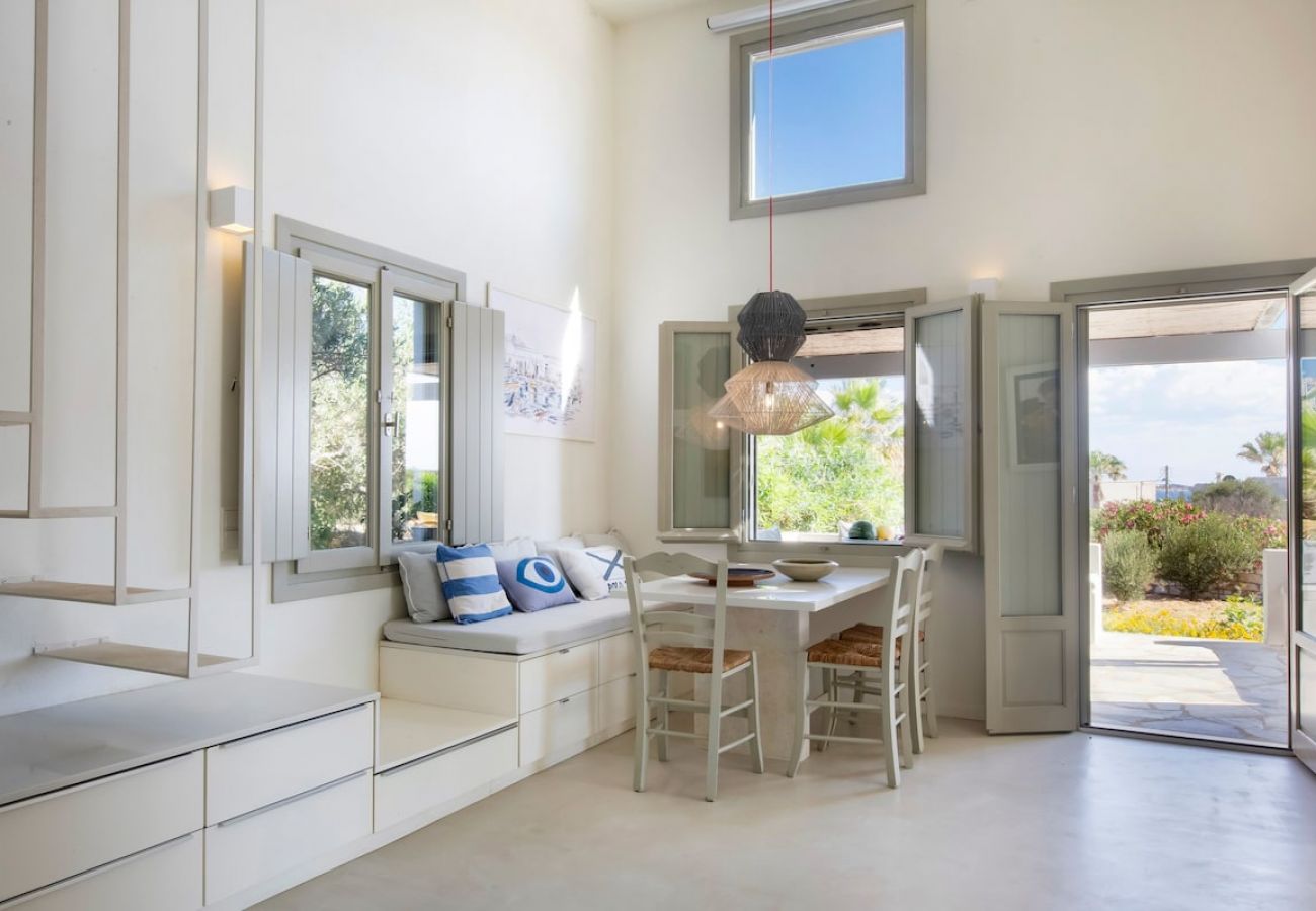 Villa in Ampelas - Elegant villa, sea views, designer renovation 