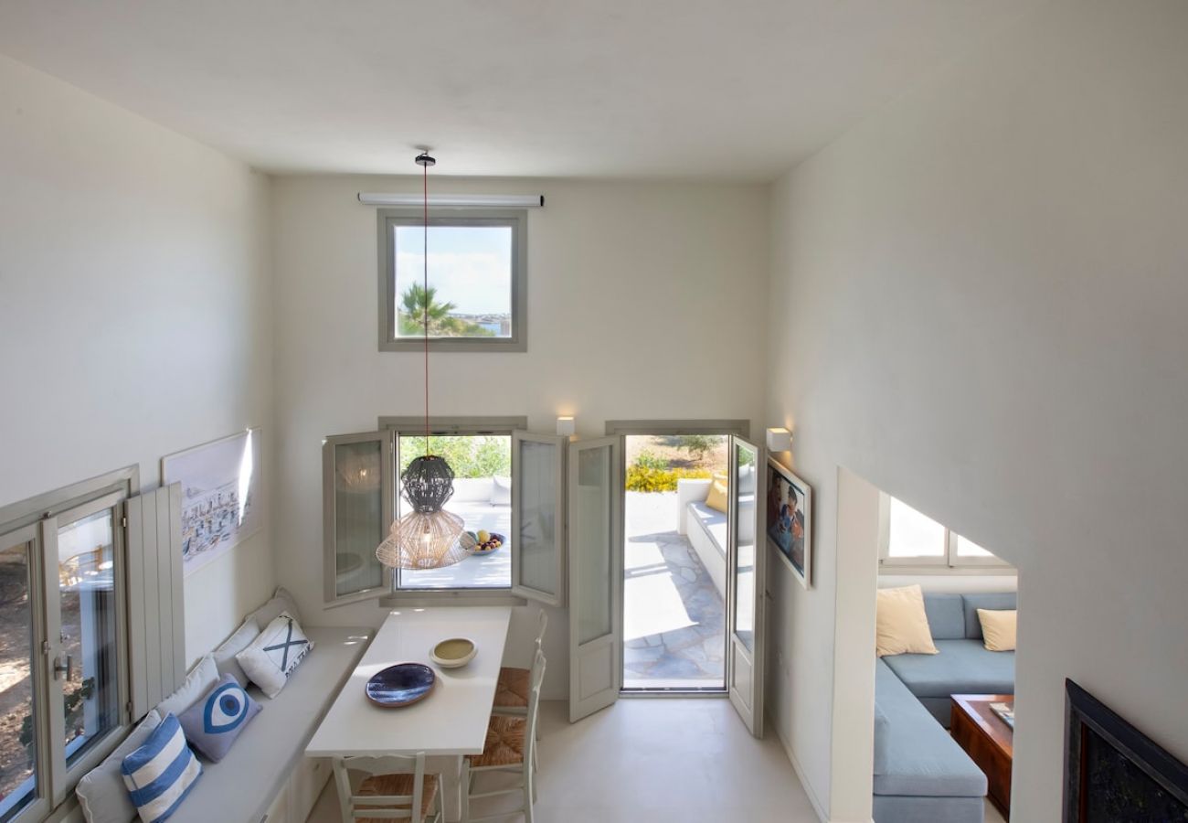 Villa in Ampelas - Elegant villa, sea views, designer renovation 