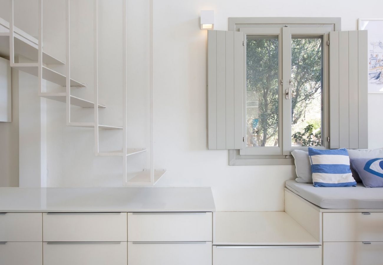 Villa in Ampelas - Elegant villa, sea views, designer renovation 