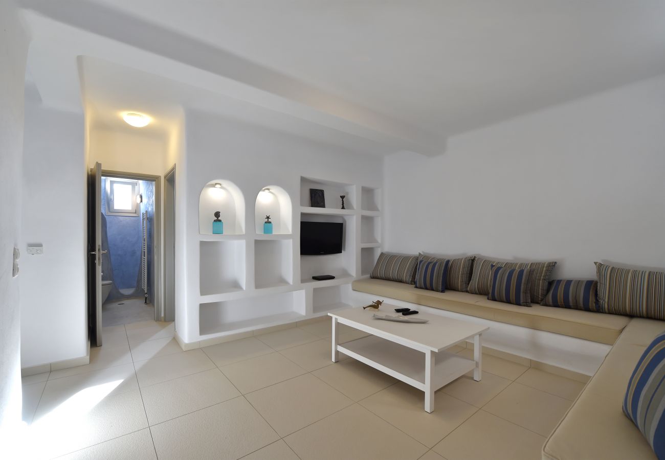 Villa in Naousa - Gorgeous pool villa, stunning sea views, helipad! 