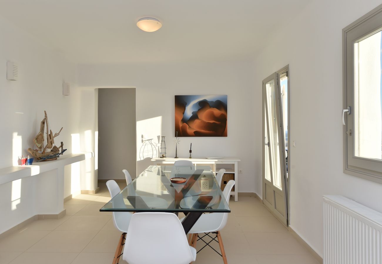 Villa in Naousa - Gorgeous pool villa, stunning sea views, helipad! 