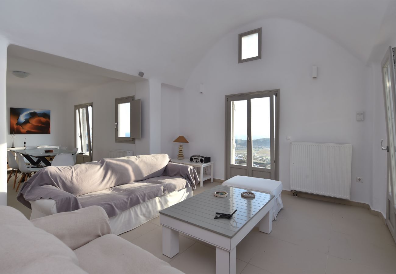 Villa in Naousa - Gorgeous pool villa, stunning sea views, helipad! 