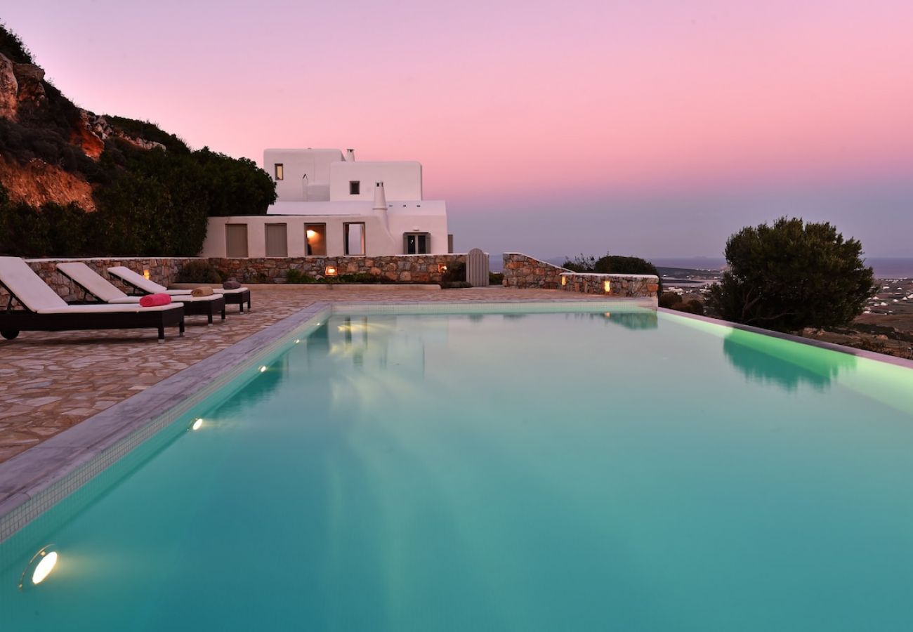 Villa in Naousa - Panoramic three villa complex with helipad 