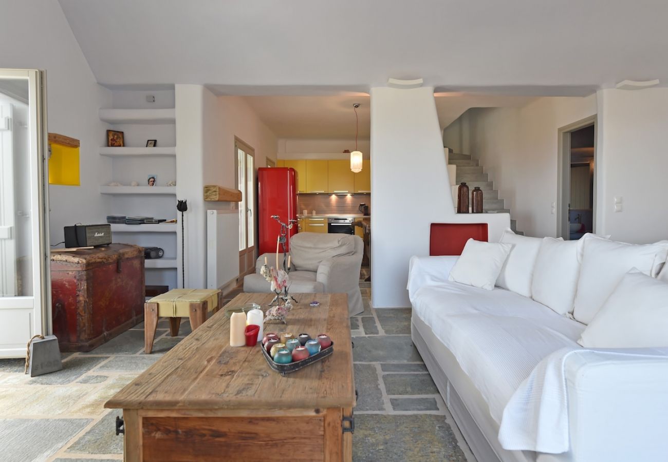 Villa in Naousa - Panoramic three villa complex with helipad 