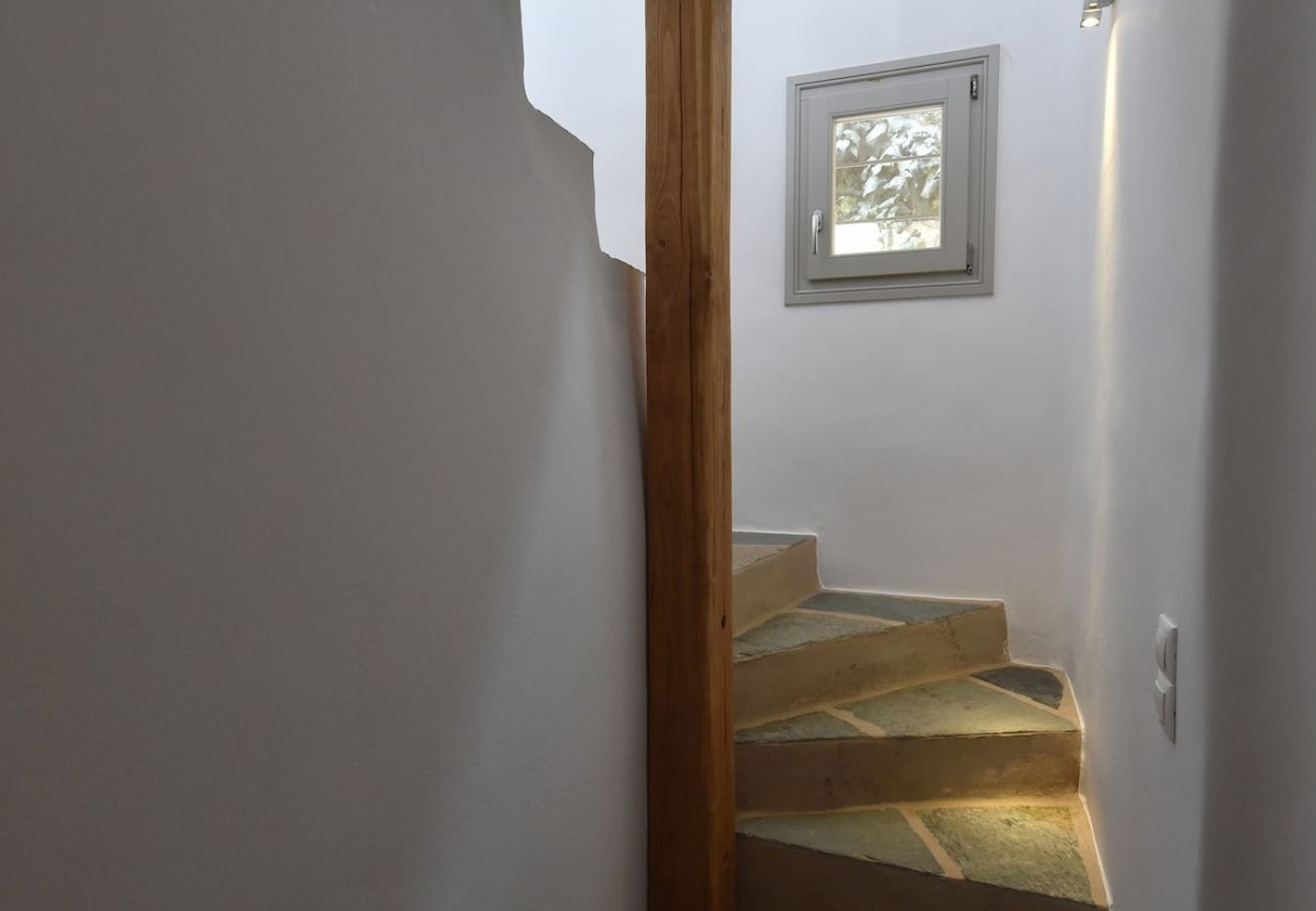 Villa in Naousa - Panoramic three villa complex with helipad 