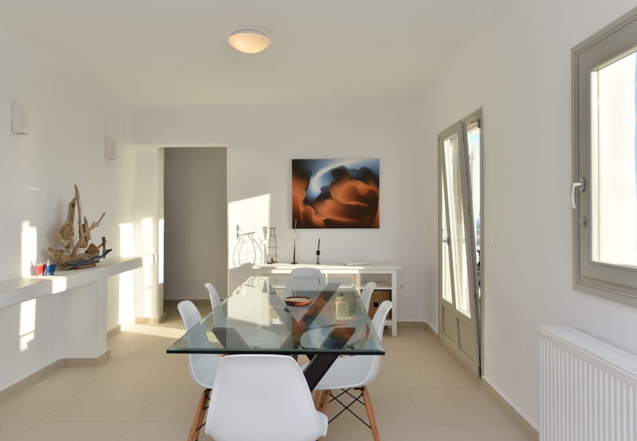 Villa in Naousa - Panoramic three villa complex with helipad 