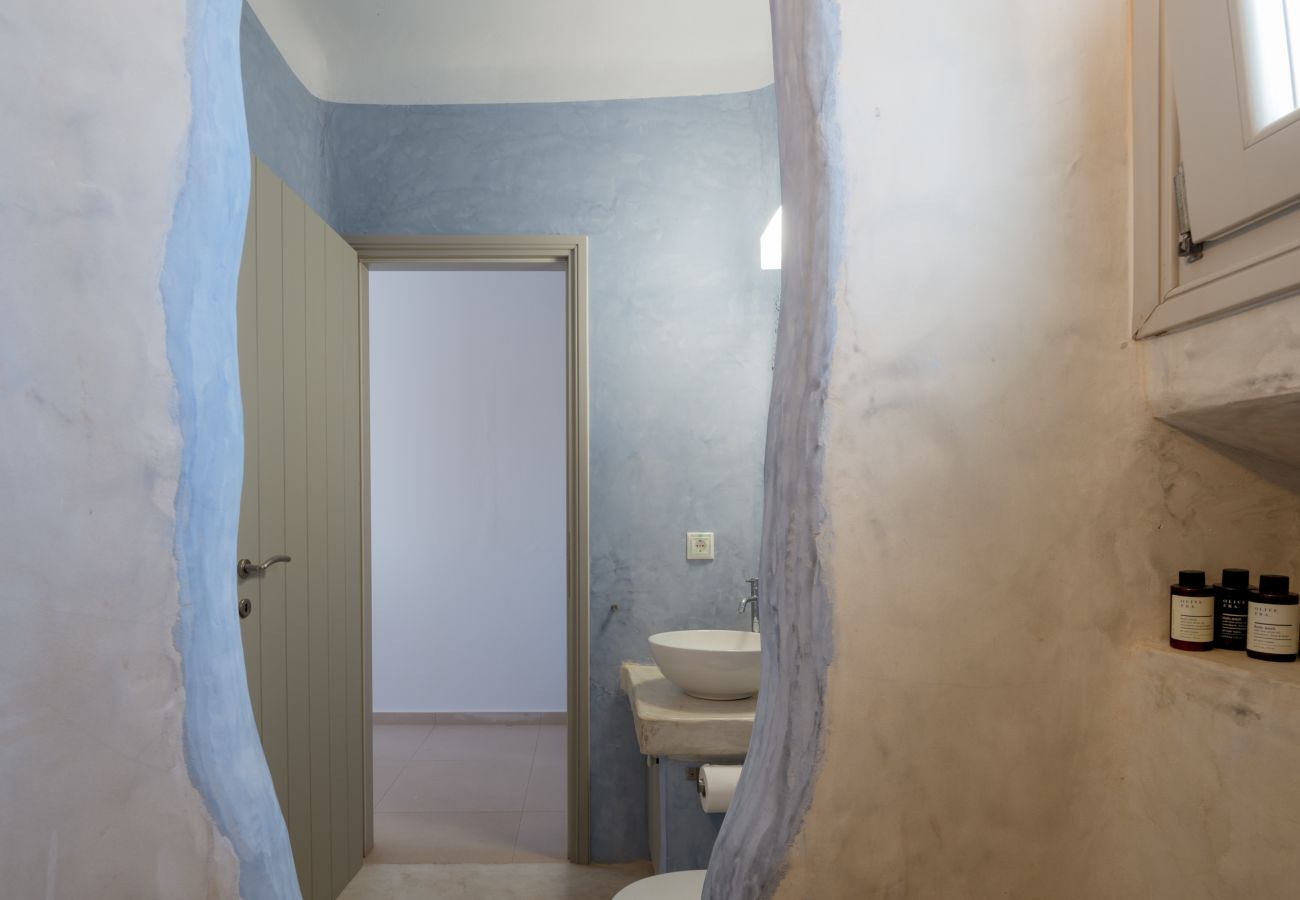 Villa in Naousa - Panoramic three villa complex with helipad 