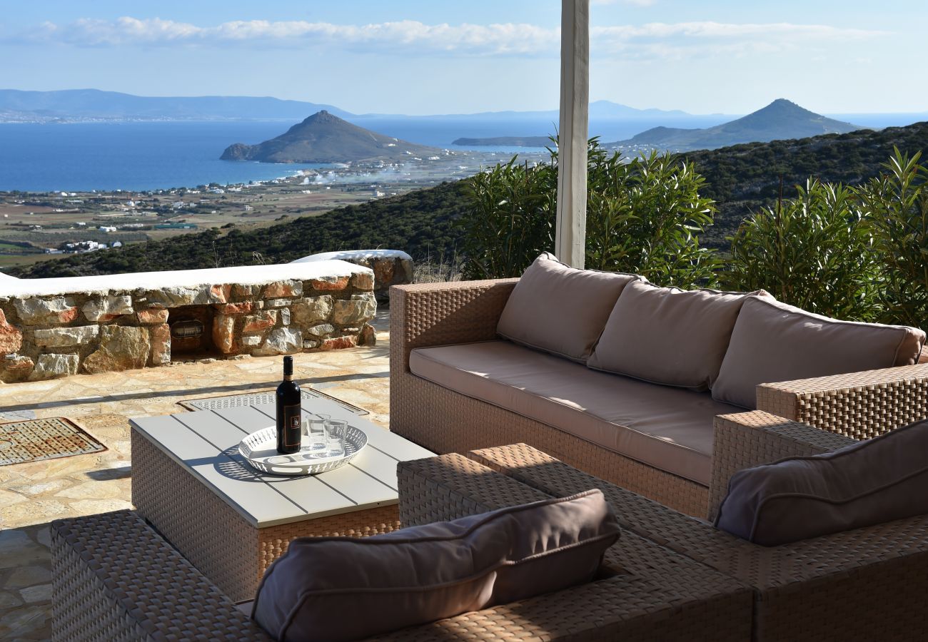 Villa in Naousa - Exquisite villa for 10 with pool, helipad 