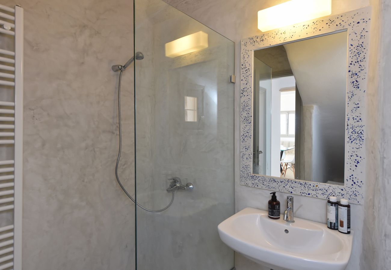 Villa in Naousa - Exquisite villa for 10 with pool, helipad 