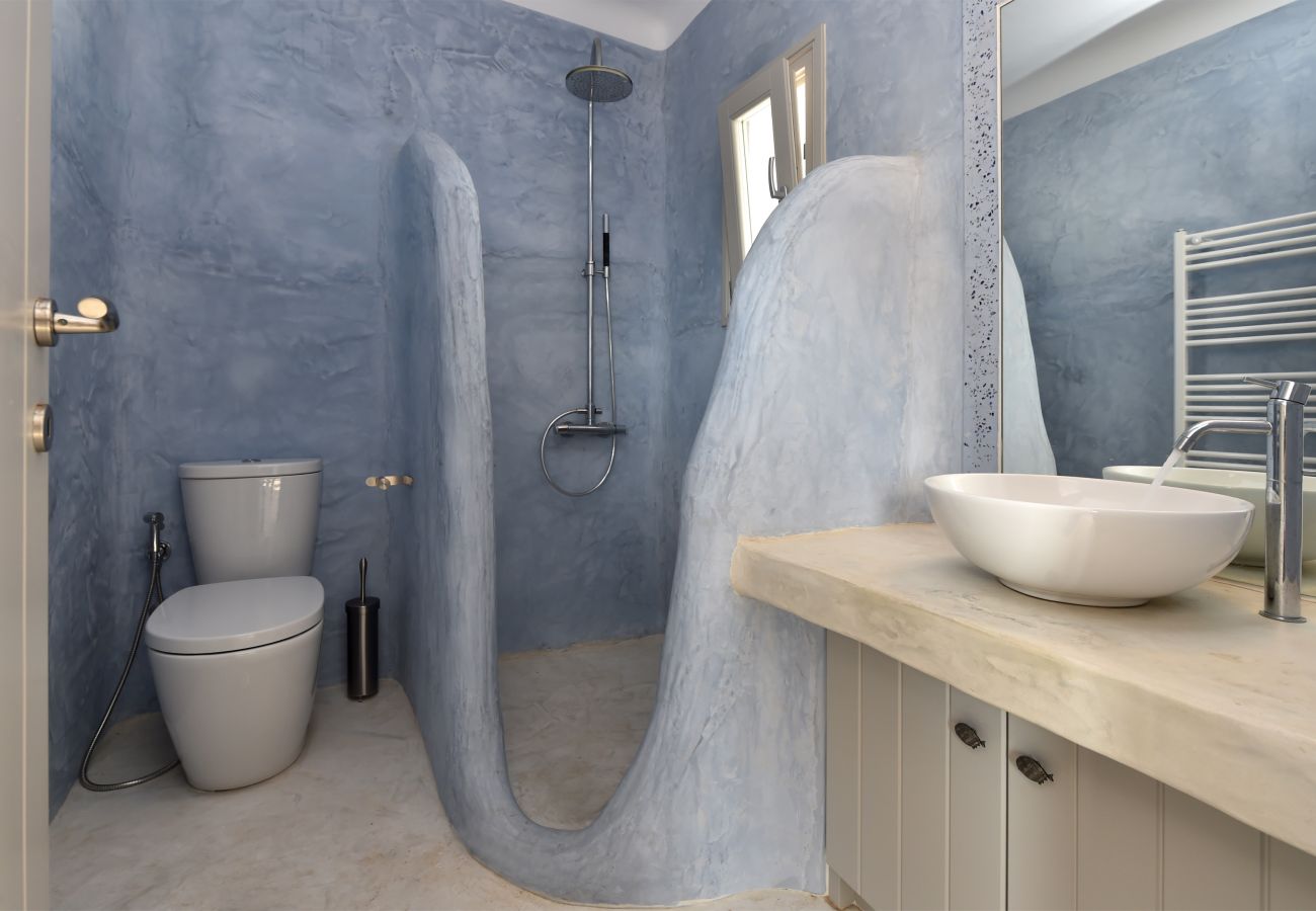 Villa in Naousa - Exquisite villa for 10 with pool, helipad 