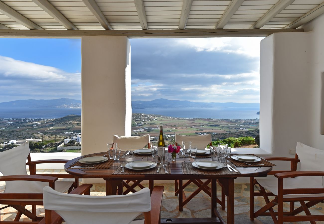 Villa in Naousa - Exquisite villa for 10 with pool, helipad 