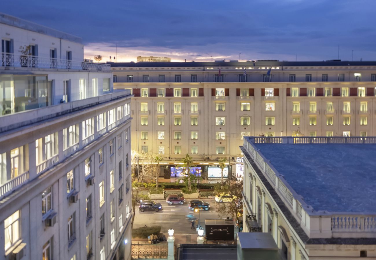 Apartment in Athens - An aristocratic 1 BR in the heart of Athens.