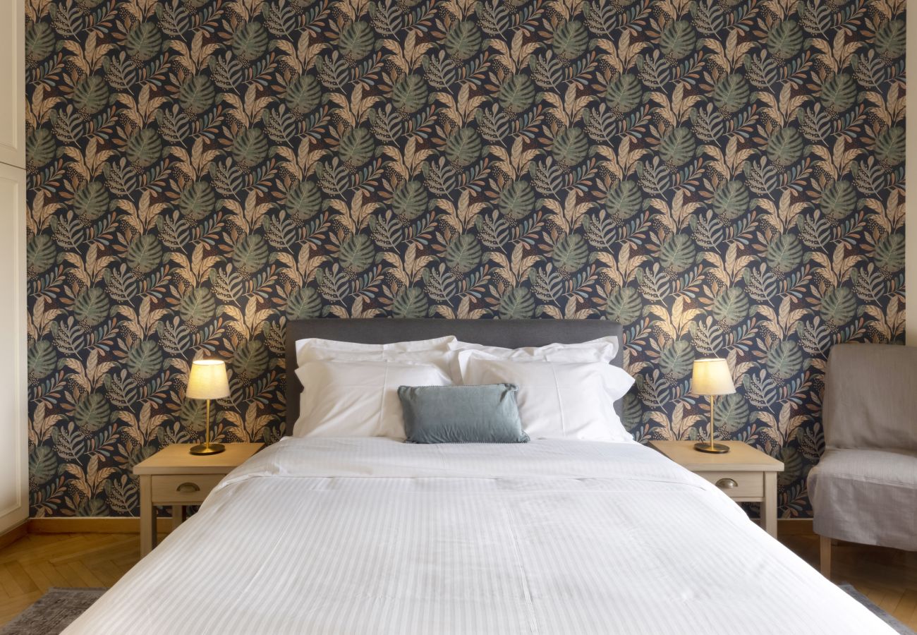 Apartment in Athens - An aristocratic 1 BR in the heart of Athens.