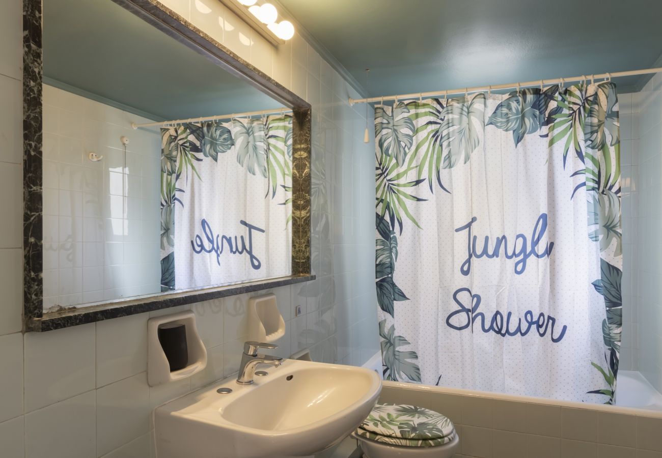 Apartment in Athens - A happy 2 BDR apartment that has a soul