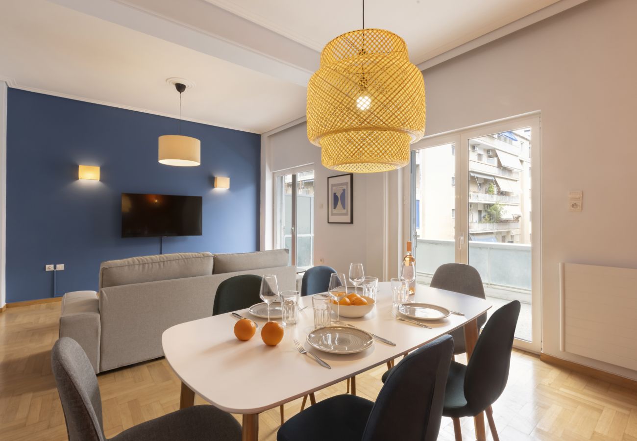 Apartment in Athens - A happy 2 BDR apartment that has a soul