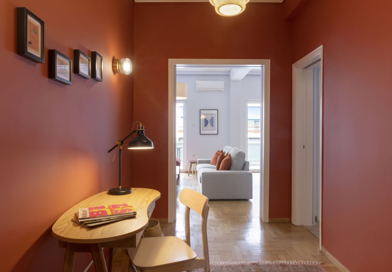 Apartment in Athens - A happy 2 BDR apartment that has a soul