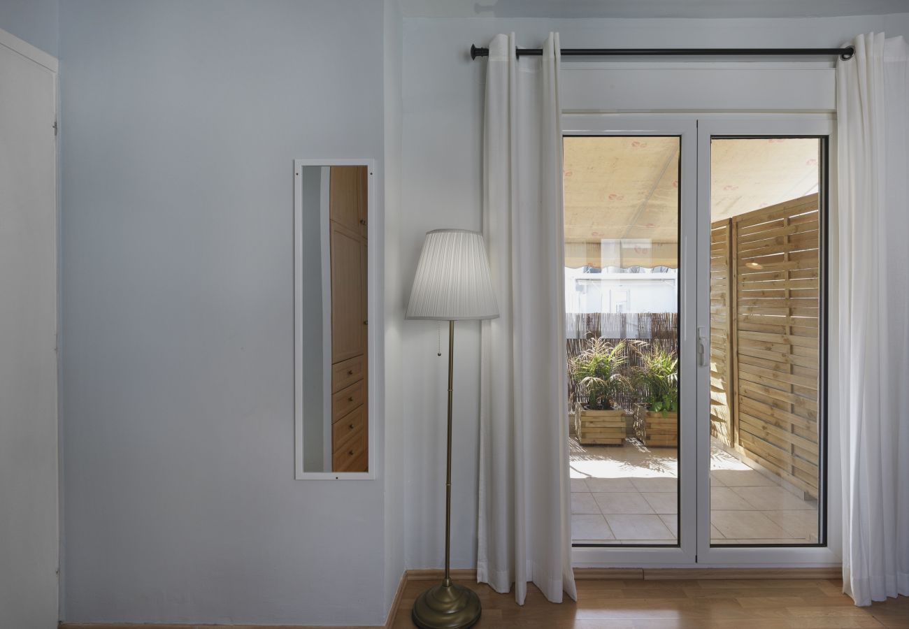 Studio in Athens - Private terrace loft in the heart of Koukaki, ATH