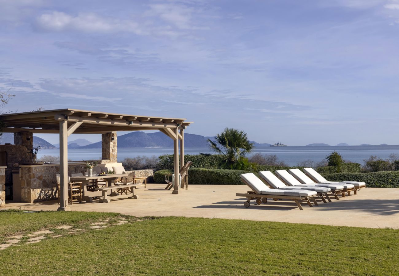 Villa in Ermioni - Heaven on Earth private Villa - Pethrolassa beach