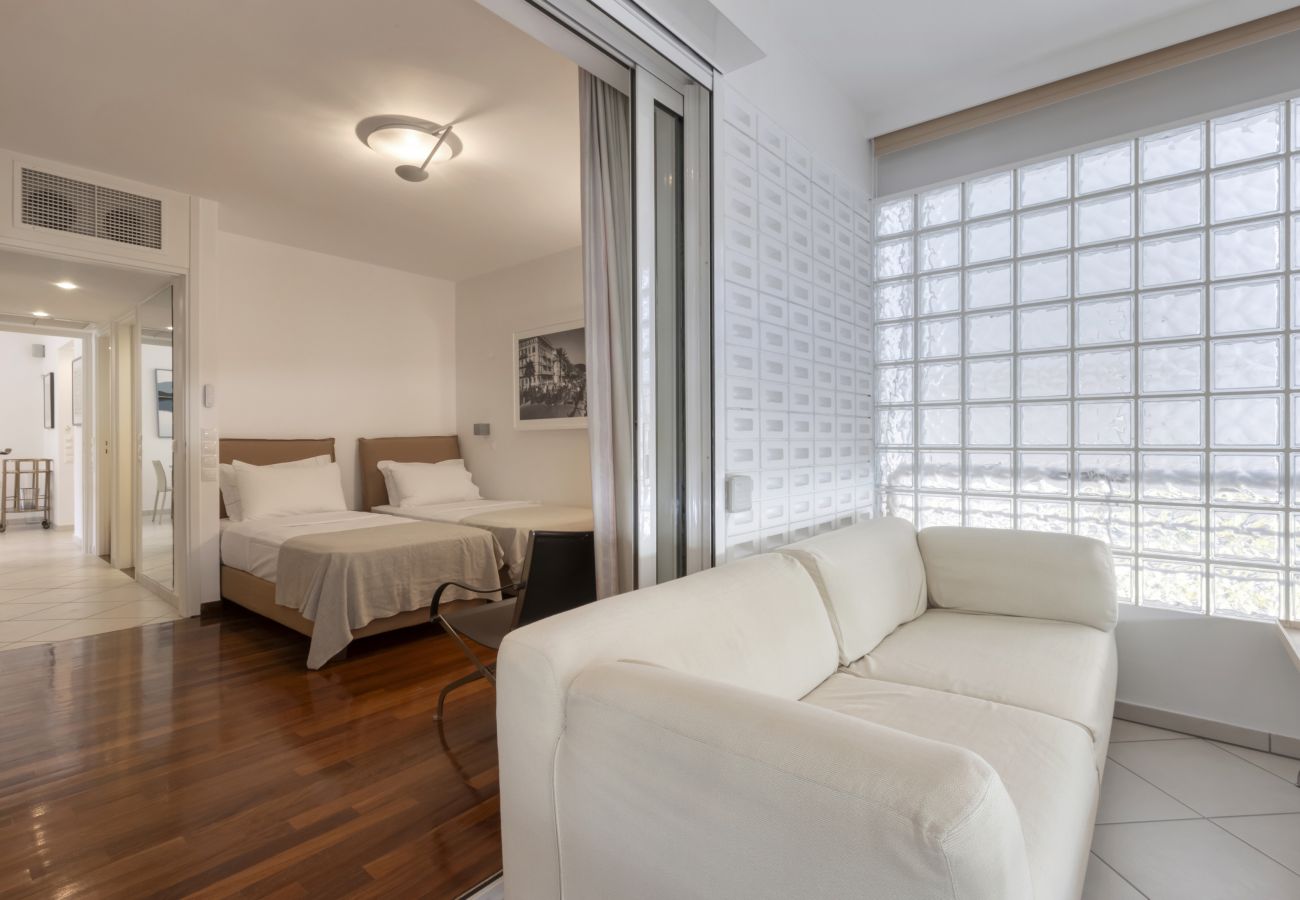 Apartment in Vouliagmeni - Athens Riviera - Voulagmeni Seaview Apartment