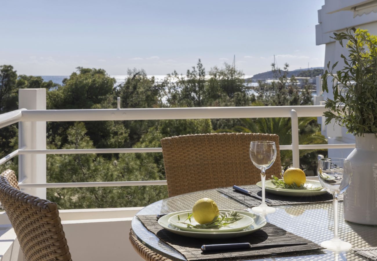 Apartment in Vouliagmeni - Athens Riviera - Voulagmeni Seaview Apartment