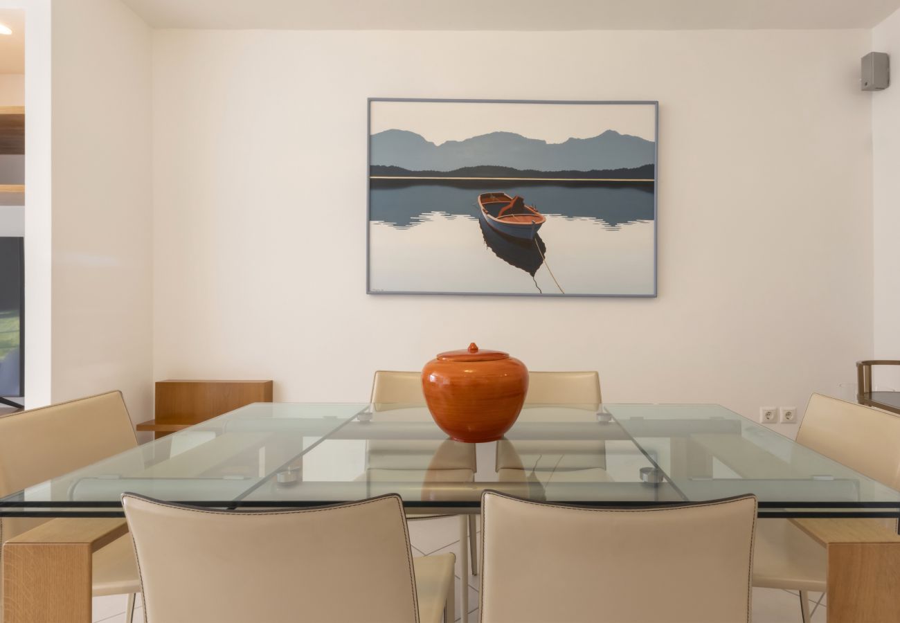 Apartment in Vouliagmeni - Athens Riviera - Voulagmeni Seaview Apartment