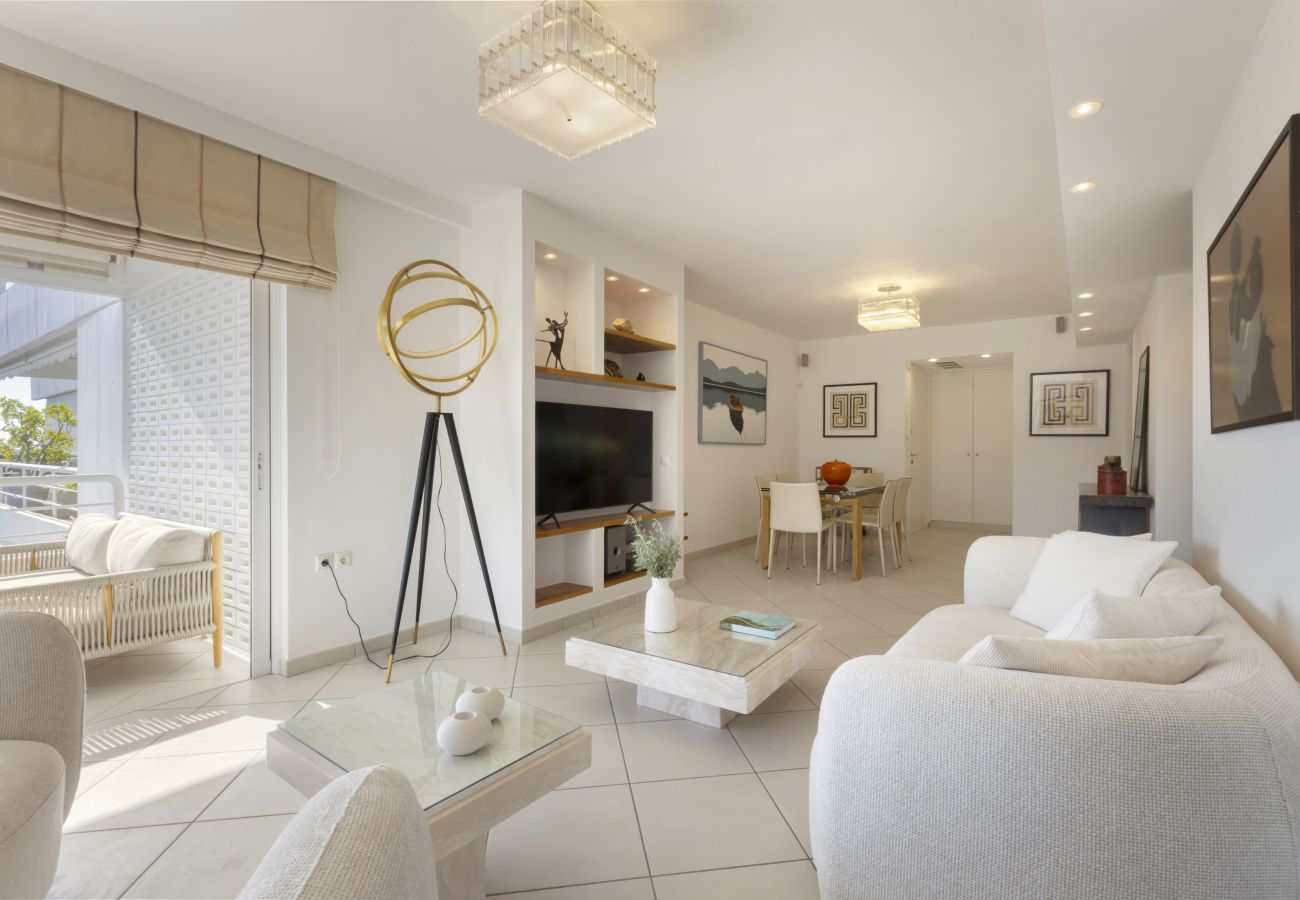 Apartment in Vouliagmeni - Athens Riviera - Voulagmeni Seaview Apartment