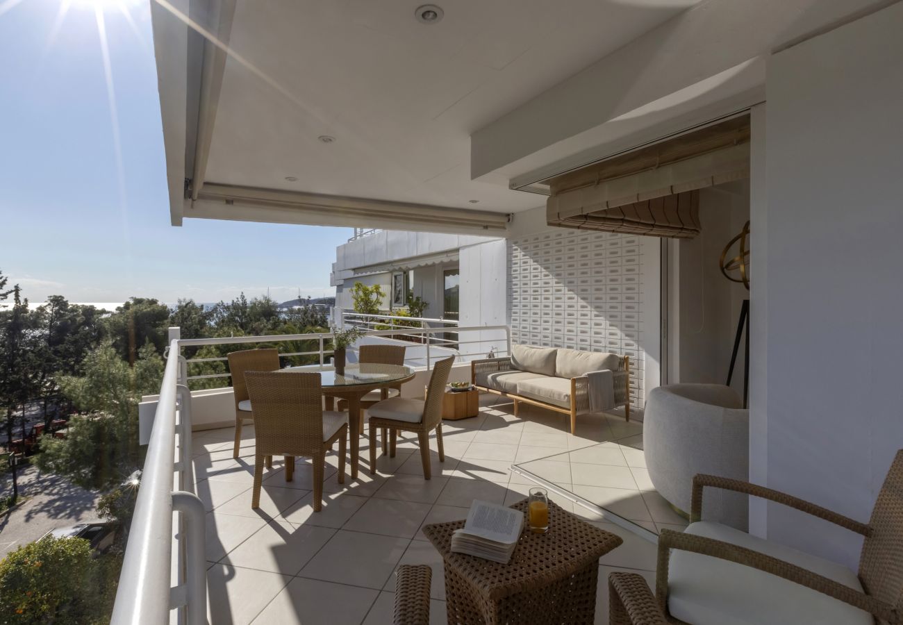 Apartment in Vouliagmeni - Athens Riviera - Voulagmeni Seaview Apartment