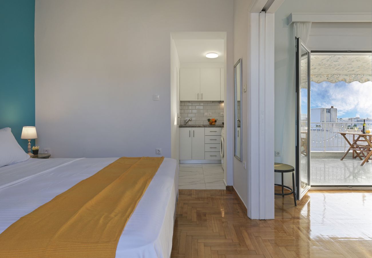 Apartment in Athens - Acropolis view top floor apartment