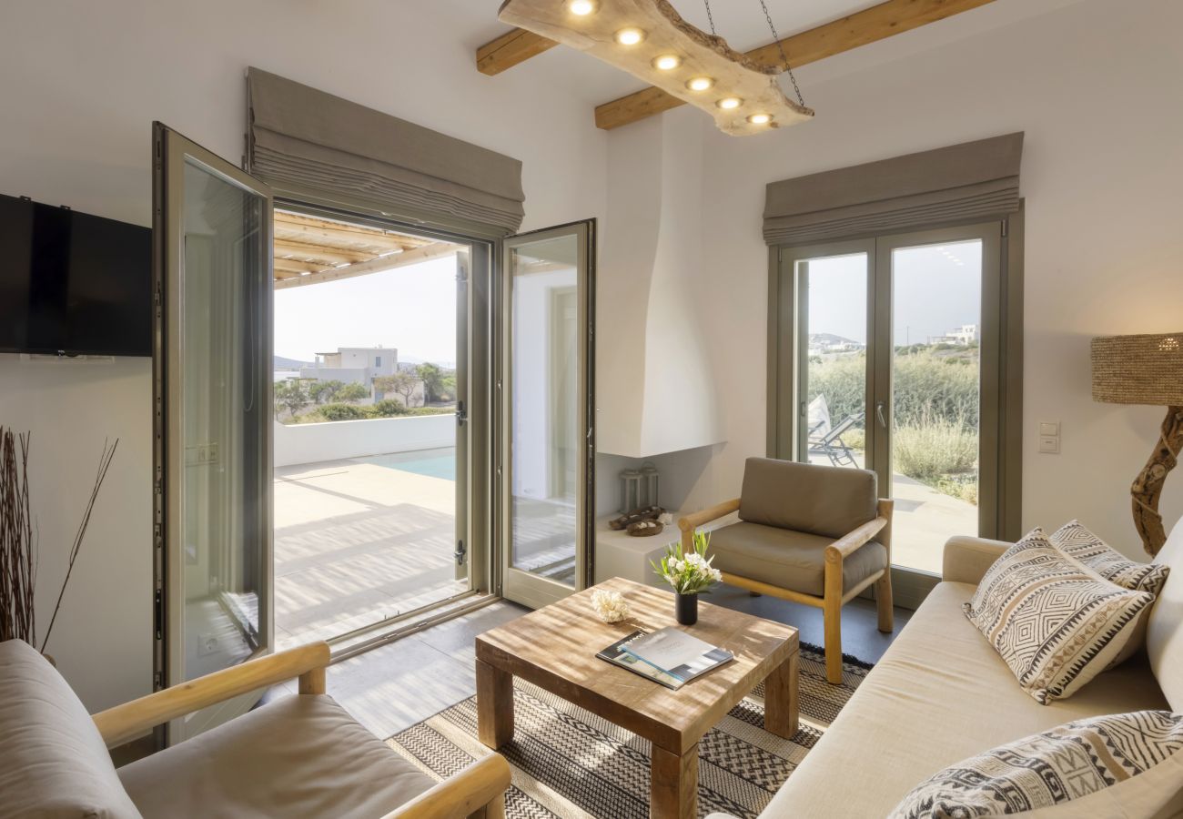 Villa in Antiparos - Traditional Villa Astra in Antiparos with Private Pool