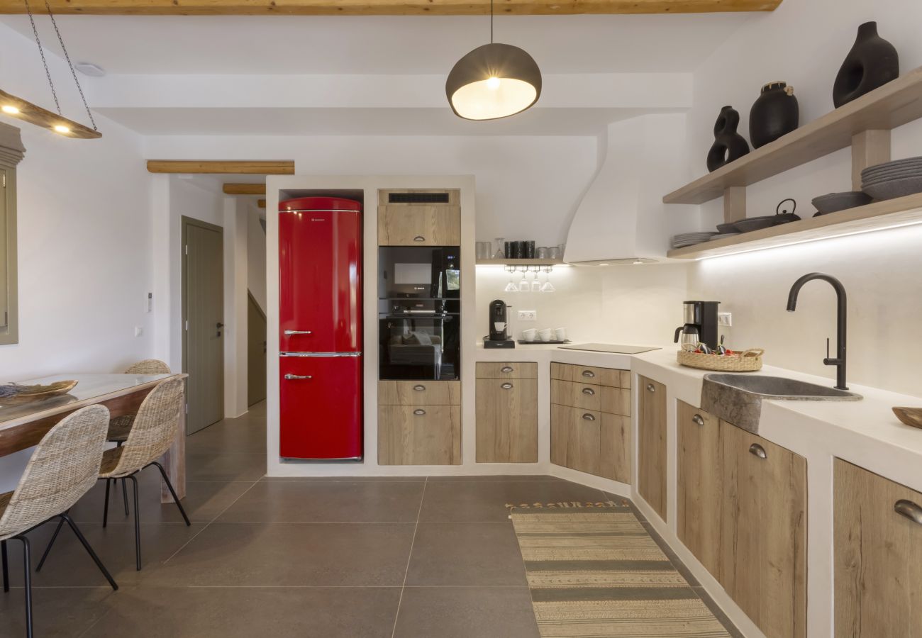 Villa in Antiparos - Traditional Villa Astra in Antiparos with Private Pool