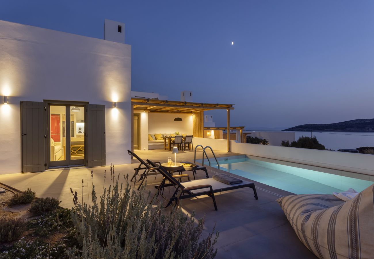 Villa in Antiparos - Traditional Villa Astra in Antiparos with Private Pool