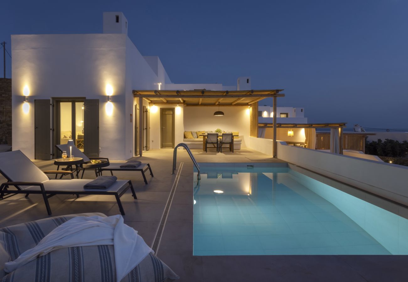 Villa in Antiparos - Traditional Villa Astra in Antiparos with Private Pool