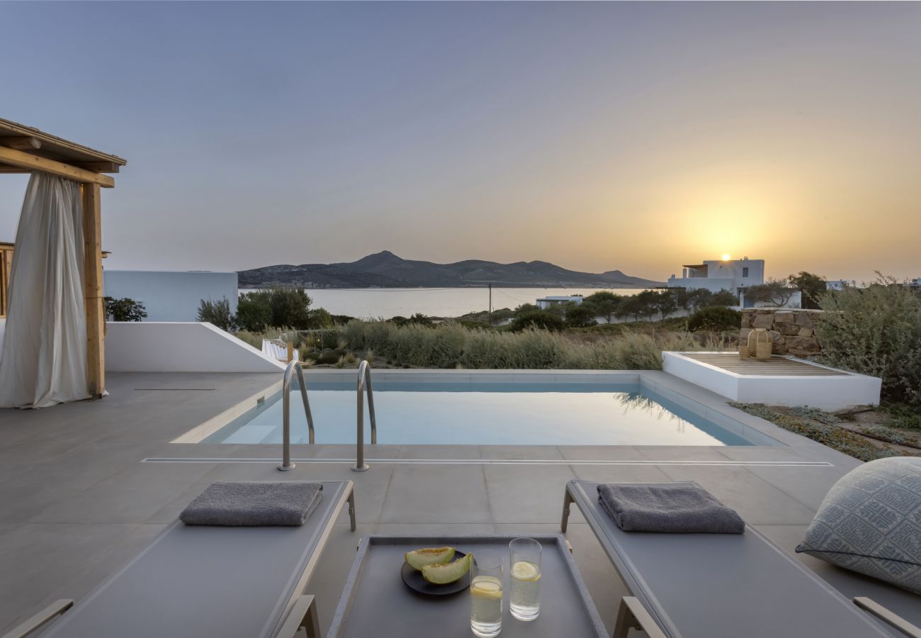 Villa in Antiparos - Peaceful Villa Avra with Aegean Seaview 