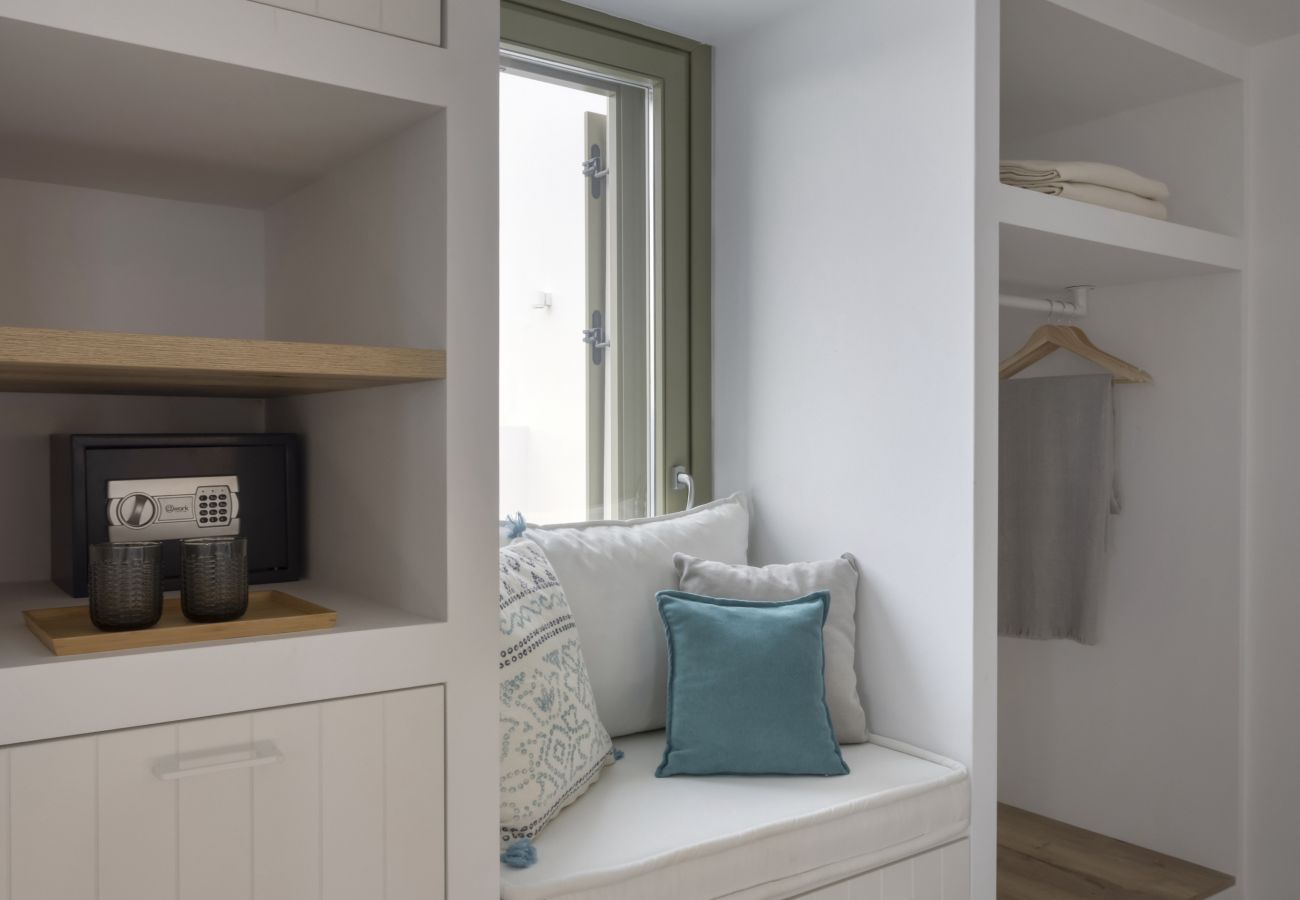 Villa in Antiparos - Luxury Villa Almyra in Agios Georgios