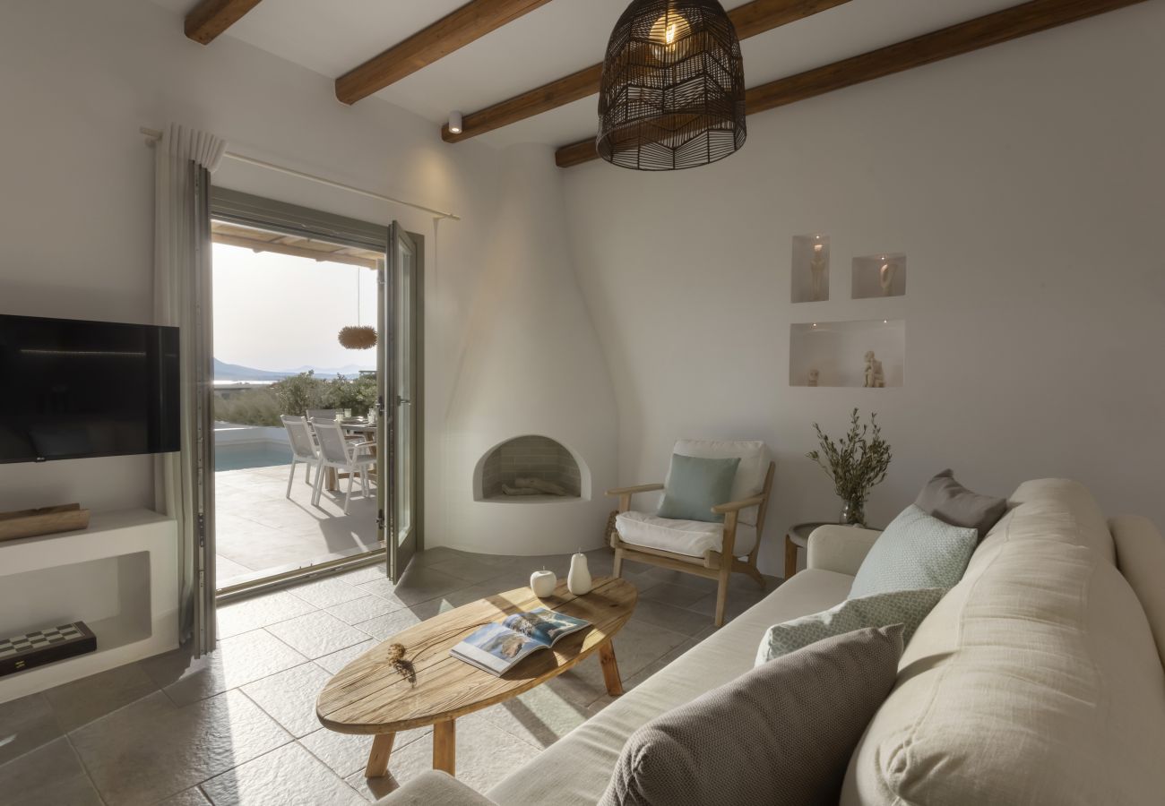 Villa in Antiparos - Luxury Villa Almyra in Agios Georgios