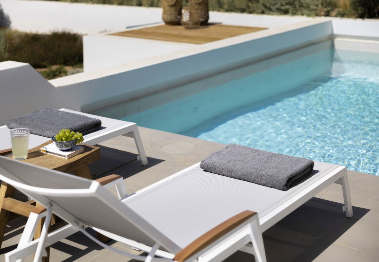 Villa in Antiparos - Luxury Villa Almyra in Agios Georgios