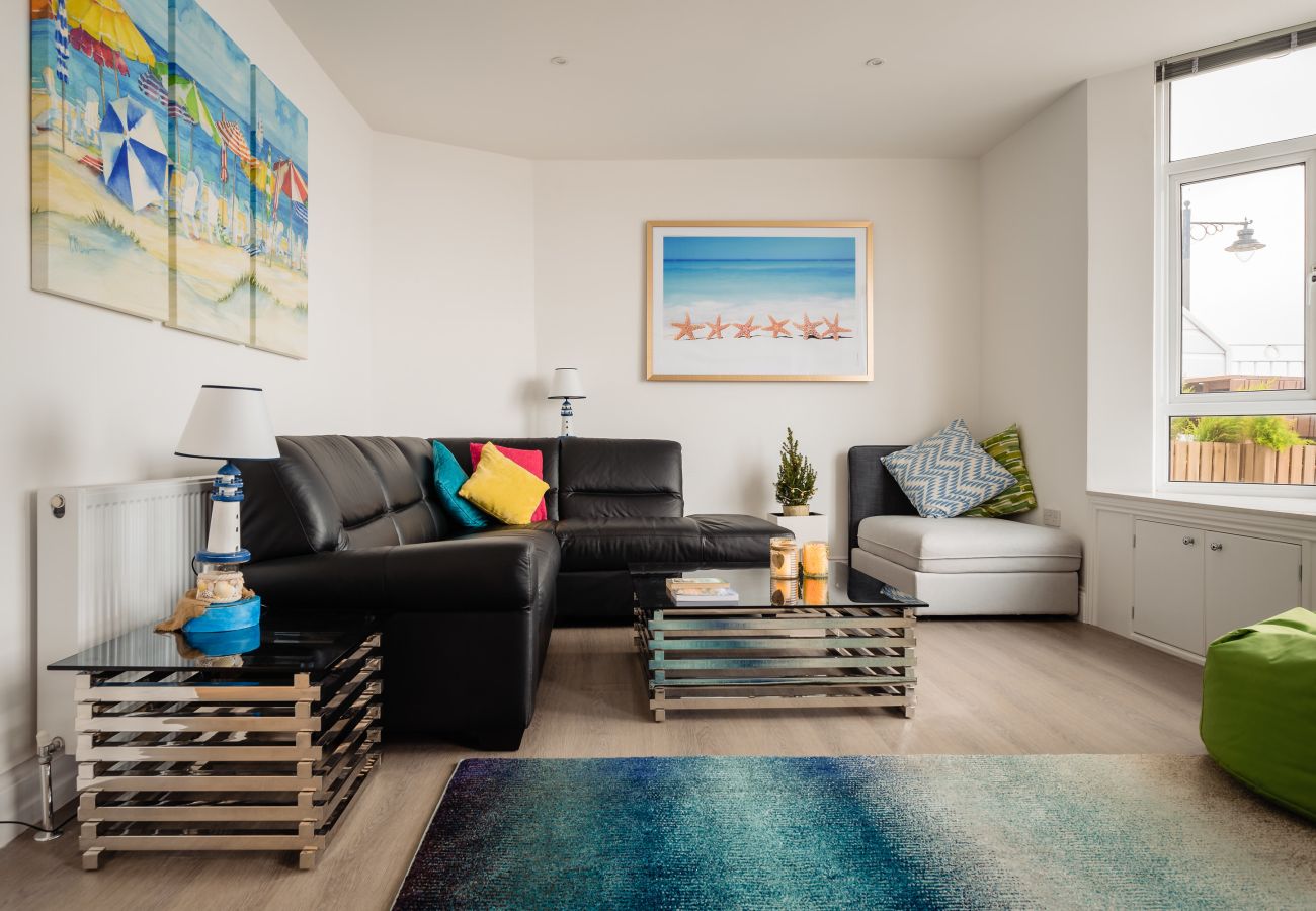 Apartment in Paignton - Quayside View - Directly on Paignton Harbour