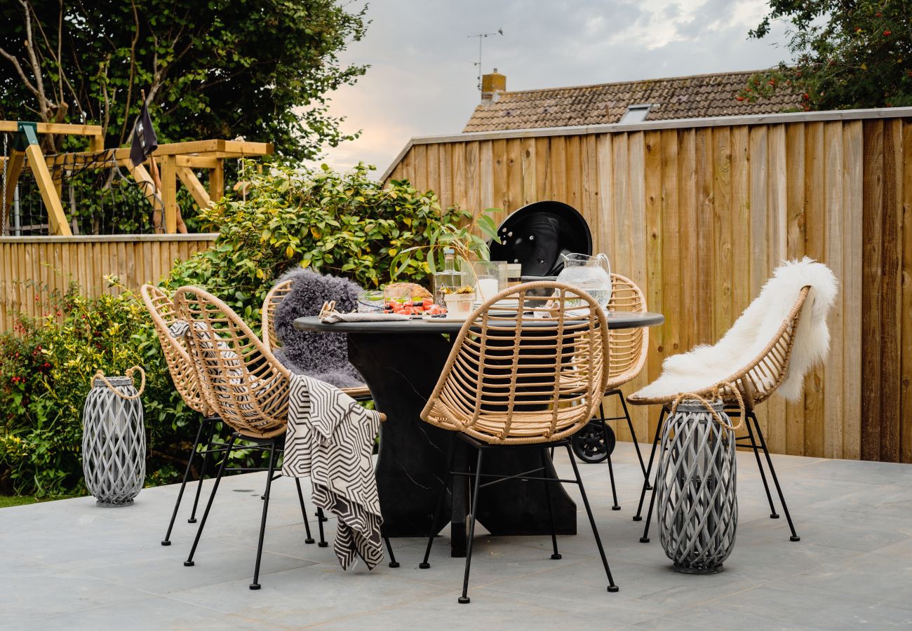 Cottage in Seaton - Littlefields - With hot tub and short walk to beach