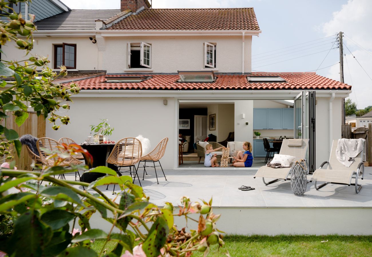 Cottage in Seaton - Littlefields - With hot tub and short walk to beach