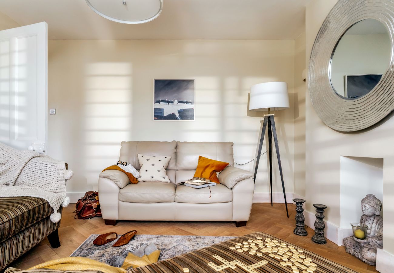 Cottage in Seaton - Littlefields - With hot tub and short walk to beach