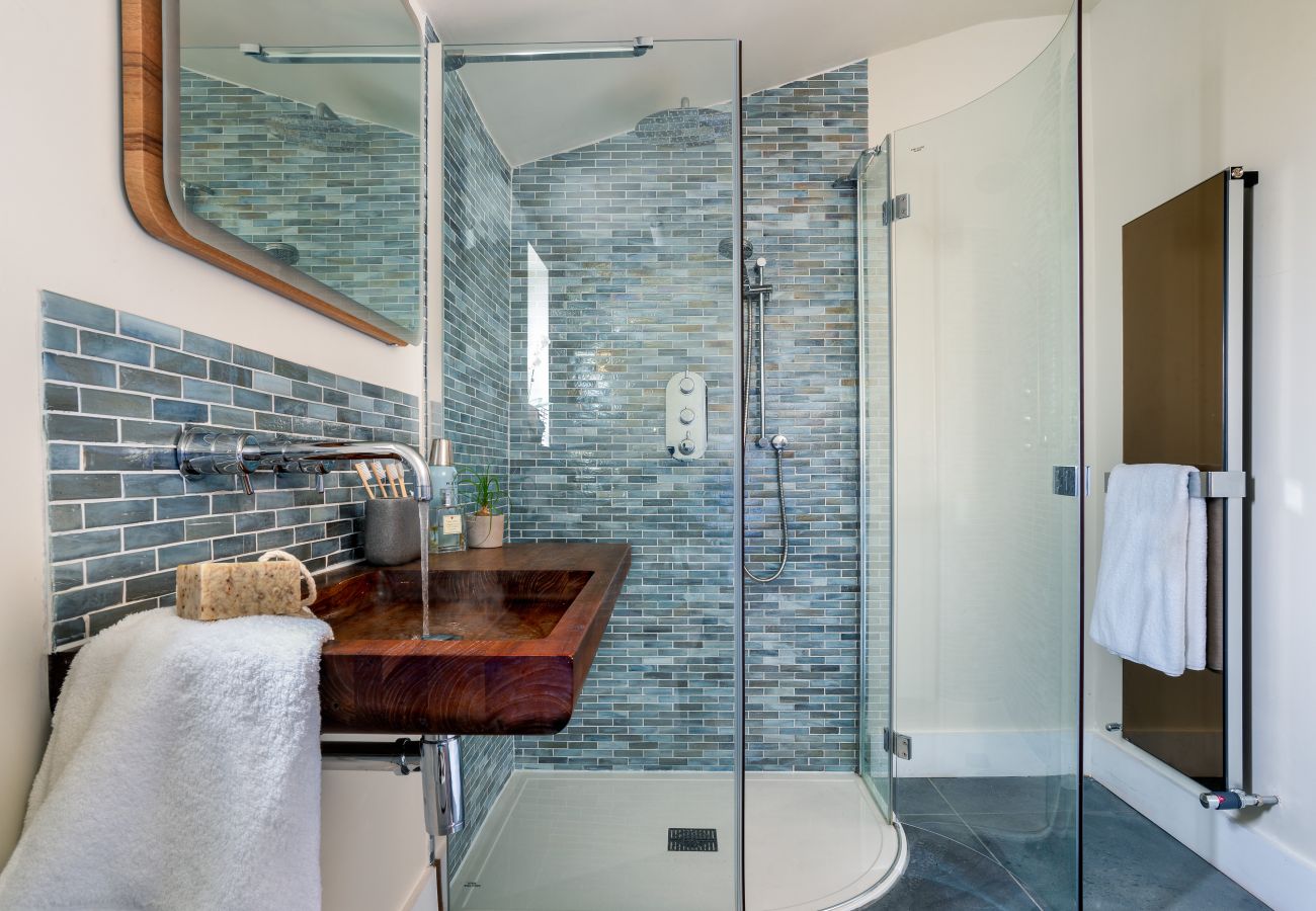 Cottage in Seaton - Littlefields - With hot tub and short walk to beach