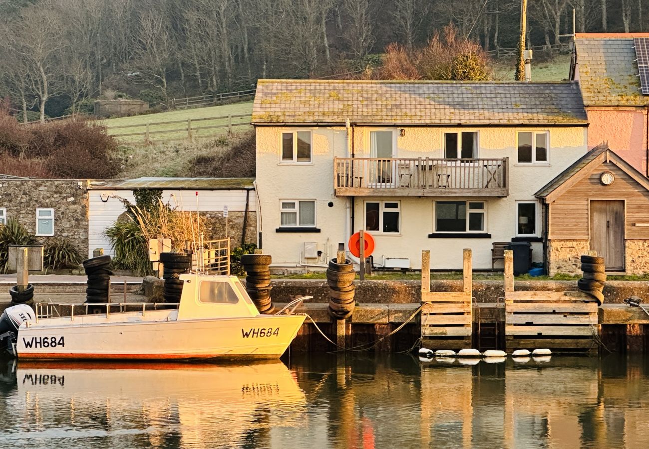 Cottage in Seaton - Littlefields - With hot tub and short walk to beach