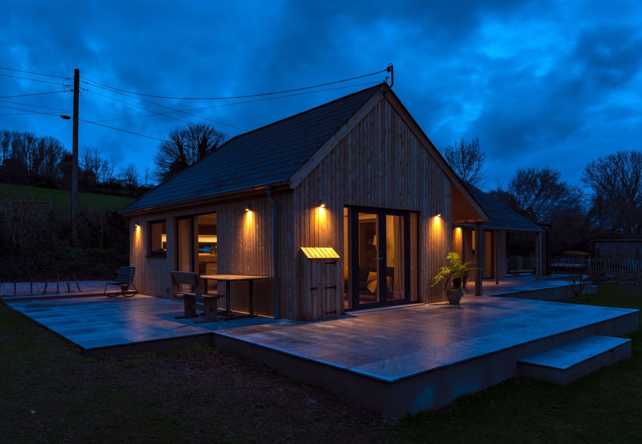 Fresh Escapes - Sunnybrook - Eco House - woodfired Hot Tub - Shaldon