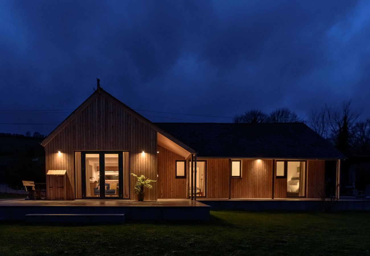 Fresh Escapes - Sunnybrook - Eco House - woodfired Hot Tub - Shaldon