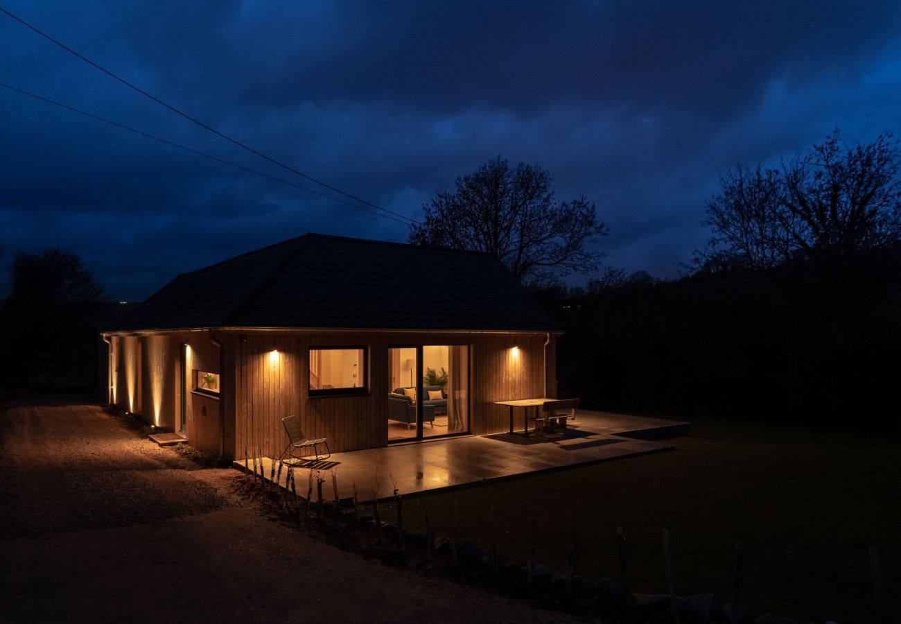 Fresh Escapes - Sunnybrook - Eco House - woodfired Hot Tub - Shaldon