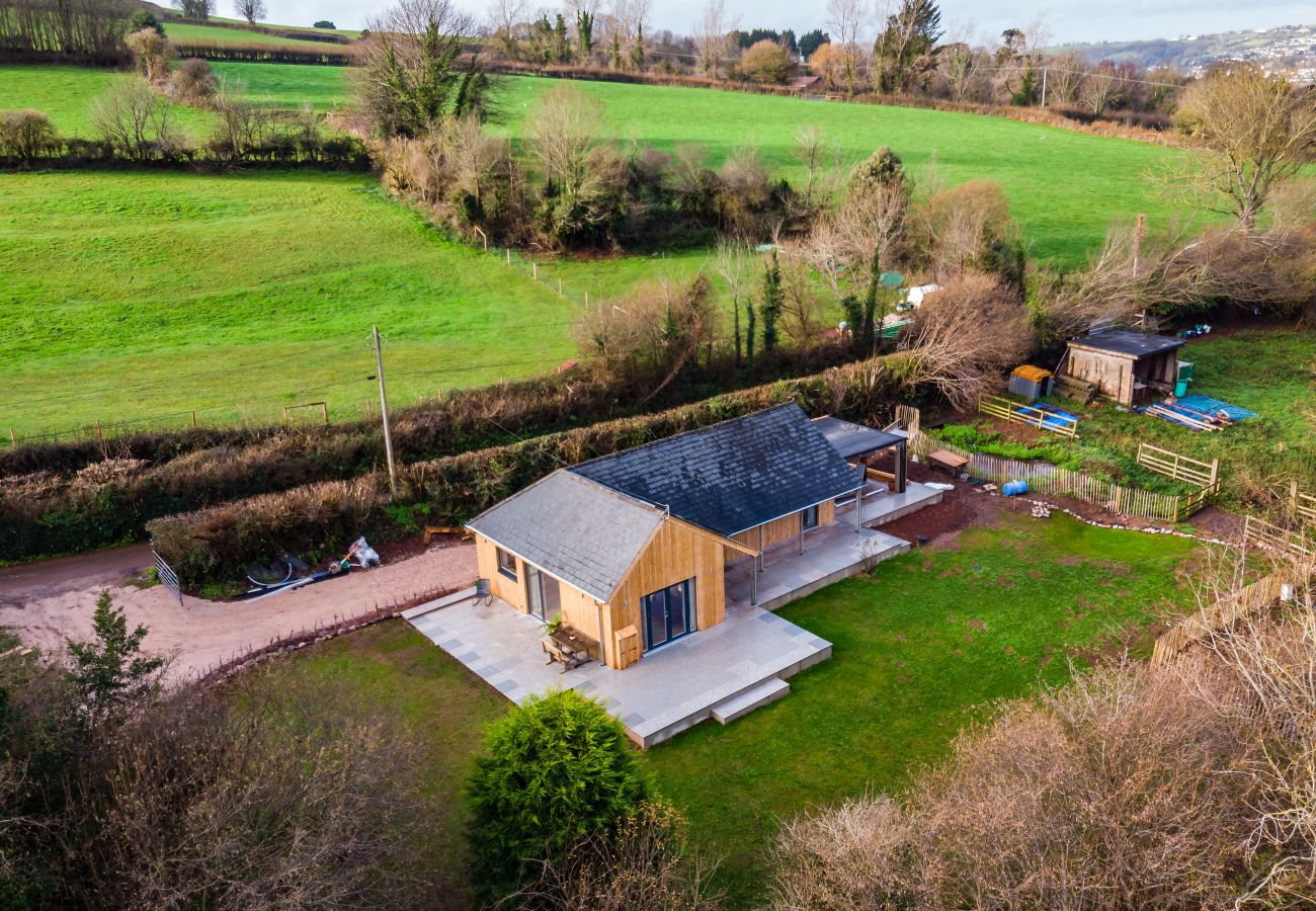 Fresh Escapes - Sunnybrook - Eco House - woodfired Hot Tub - Shaldon